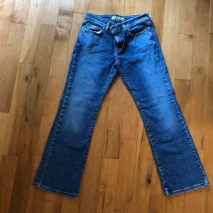 Levi's Jeans - Price Drop 🎀 Levi’s 513 Classic Bootcut Jeans Levi's Jeans - Price Drop 🎀 Levi’s 513 Classic Bootcut Jeans